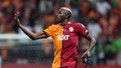 Galatasaray Başakşehir maçında Victor Osimhen sinirlerine hakim olamadı. İlk yarı sonunda Ba'yı koridora çağırdı