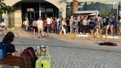 Bu bayram da manzara değişmedi. Metrelerce kuyruk oluştu.  Tatilciler Midilli Adası'na akın etti.