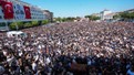 Kalabalık meydanlara sığmadı! On binler Ferdi Zeyrek'i böyle uğurladı