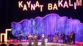 3 cilveli kadın Zorlu'da deprem etkisi yaptı! İstanbul kahkahaya boğuldu... Yılmaz Erdoğan'ın ve Metin Akpınar'ın kulaklarını çınlattılar