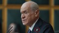 FLAŞ! Devlet Bahçeli rozeti ile mesaj verdi! İşte rozette yazanlar...