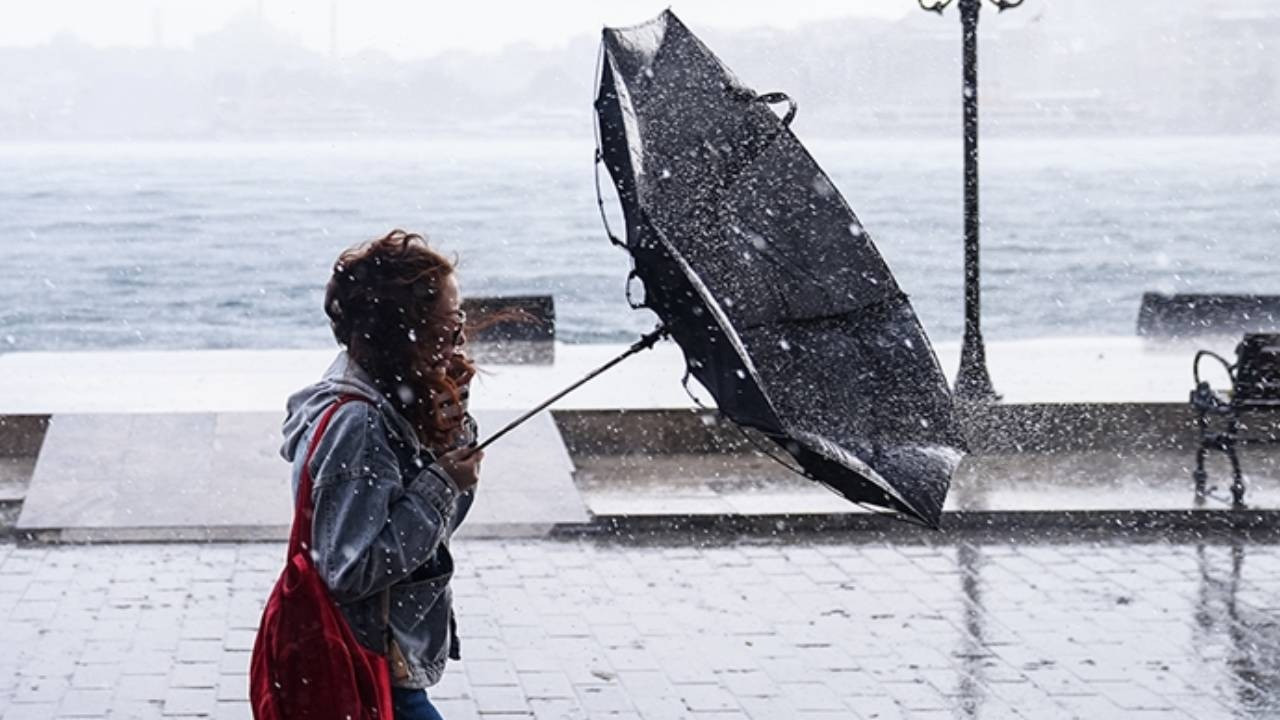 Meteoroloji o bölgeleri uyardı! Sağanak ve fırtına çok fena vuracak