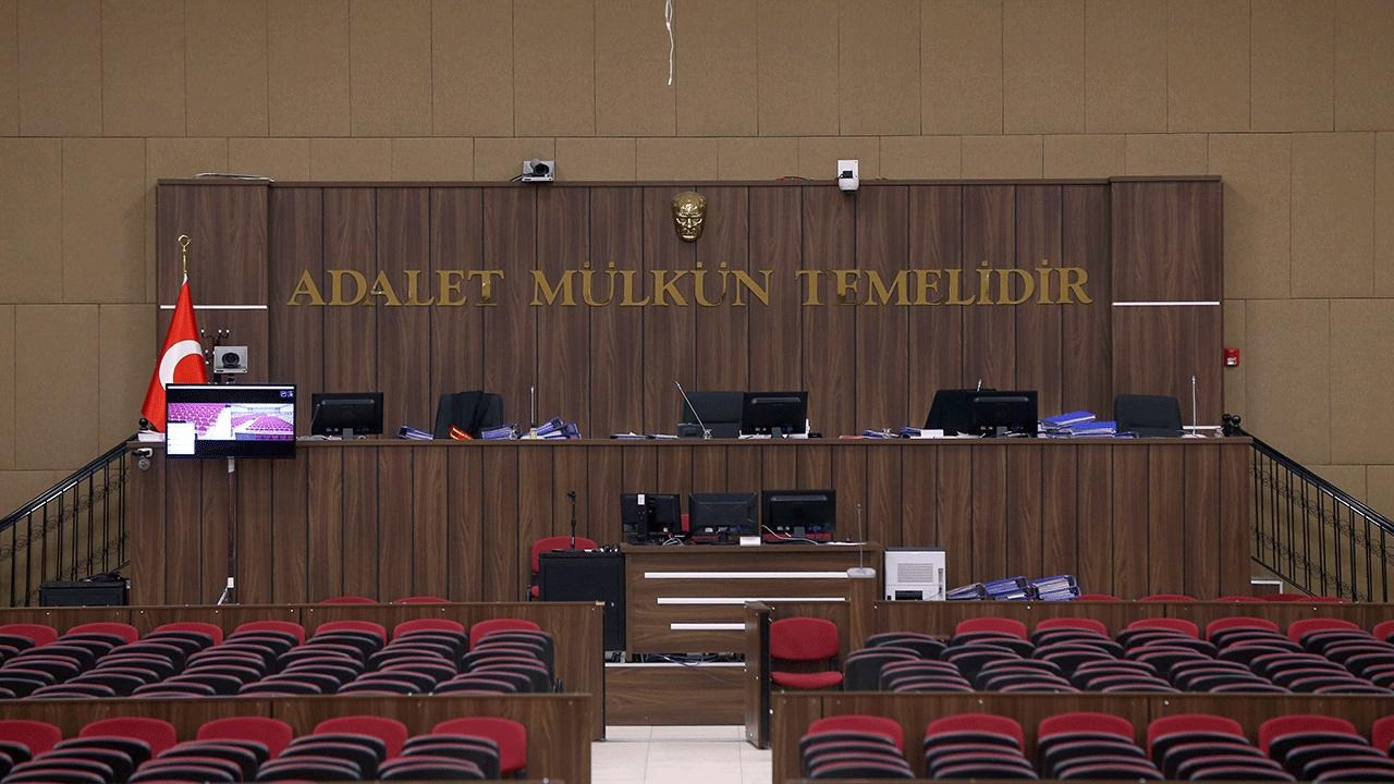 FETÖ dosyasında zabıt katibi ve avukat hakim karşısında! "Çok utanç verici''