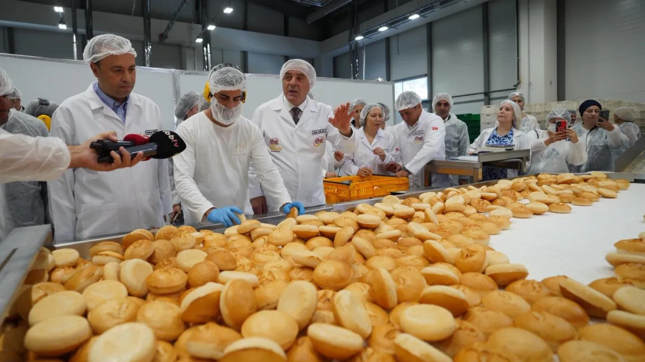 İBB Halk Ekmek'in glütensiz üretim binası açıldı