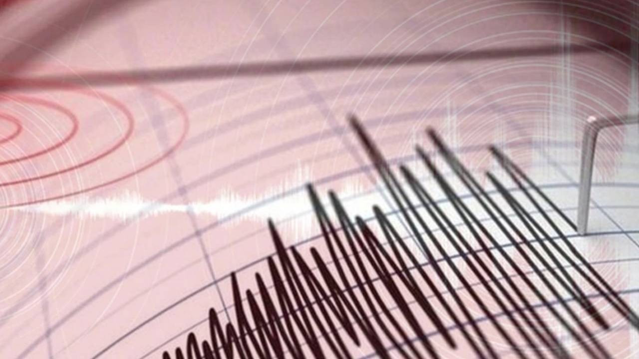 Balıkesir'de şiddetli deprem!