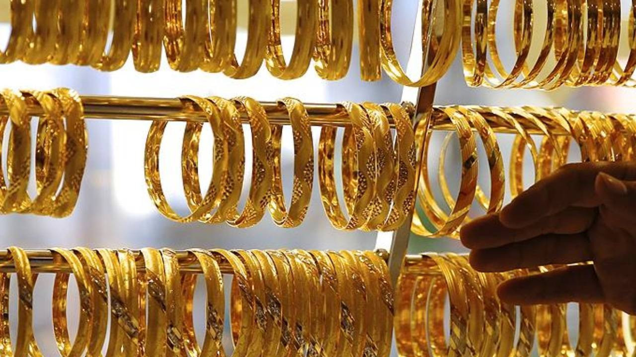 Altında tarihi rekor! Yine fırladı.  İşte 26 Aralık 2025 Cuma günü güncel altın fiyatları...