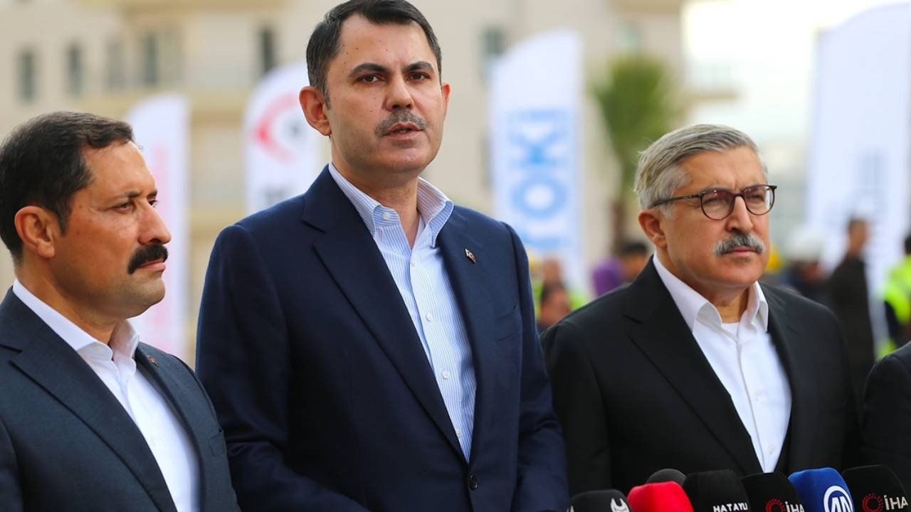 Bakan Kurum Hatay'da duyurdu: Yarın anahtarları vatandaşlarımıza vereceğiz