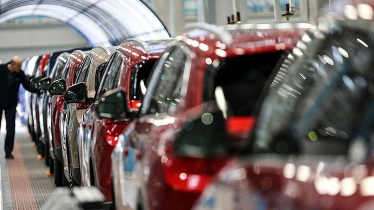 İkinci el araç satışındaki o yasak uzatıldı! Karar Resmi Gazete'de yayımlandı