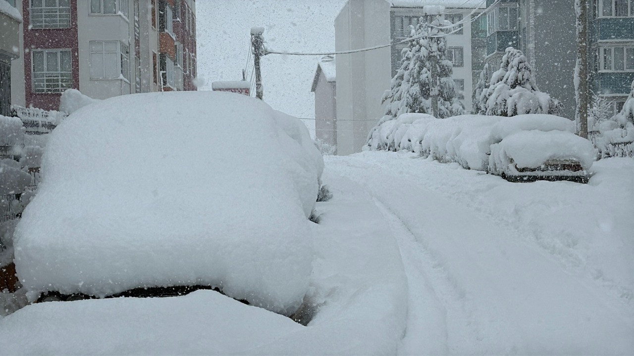 O ilde kar kalınlığı 60 santimetreye ulaştı!