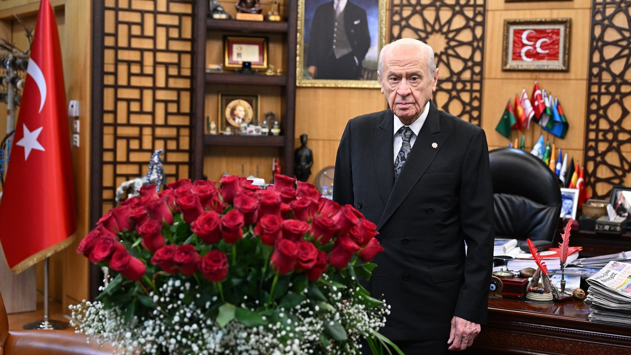 Cumhurbaşkanı Erdoğan'dan Bahçeli'ye 78 adet gül