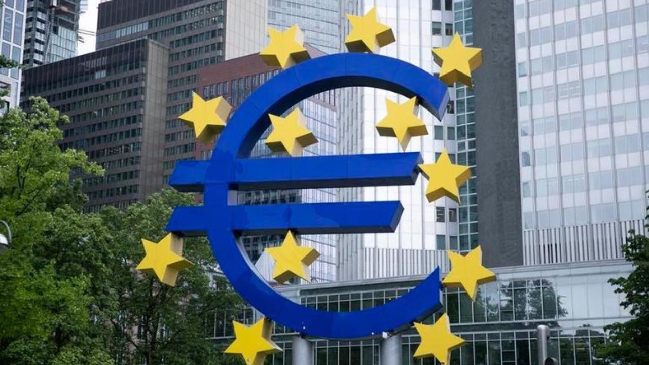 145 yıllık para birimi tarihe karışıyor! Artık avro kullanılacak