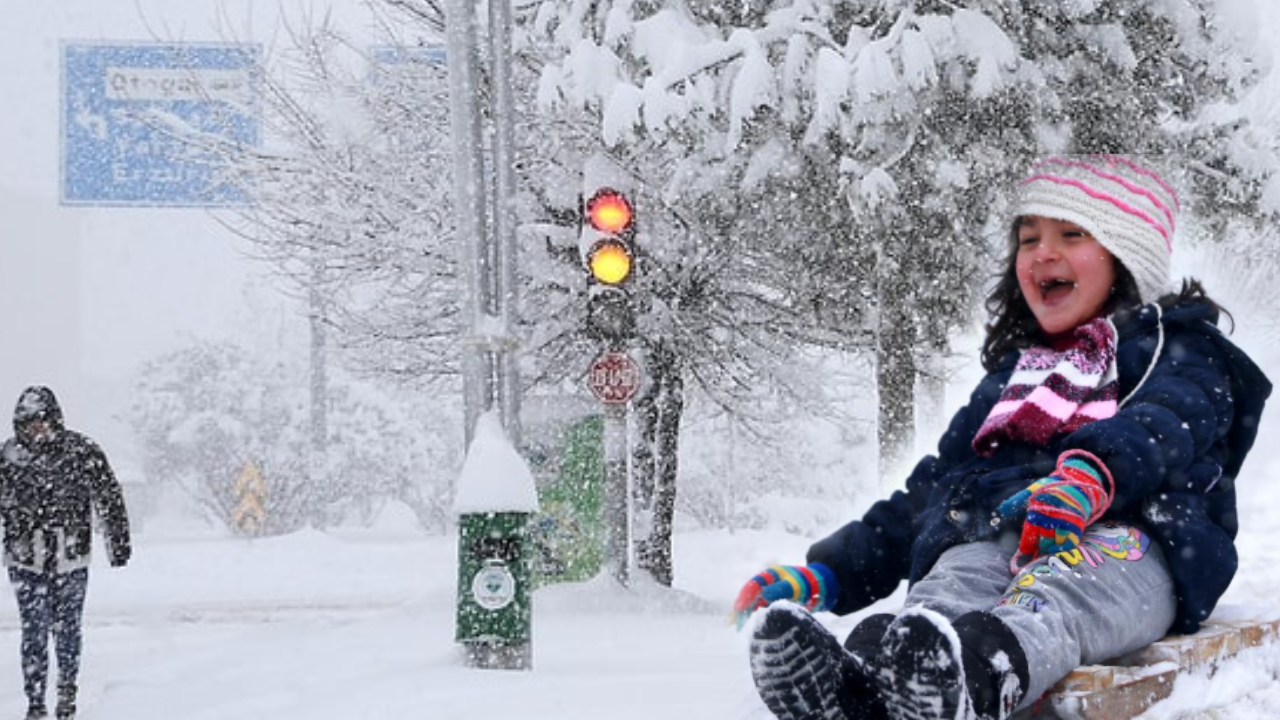 Eğitime kar engeli! Tatil haberleri peş peşe geliy…