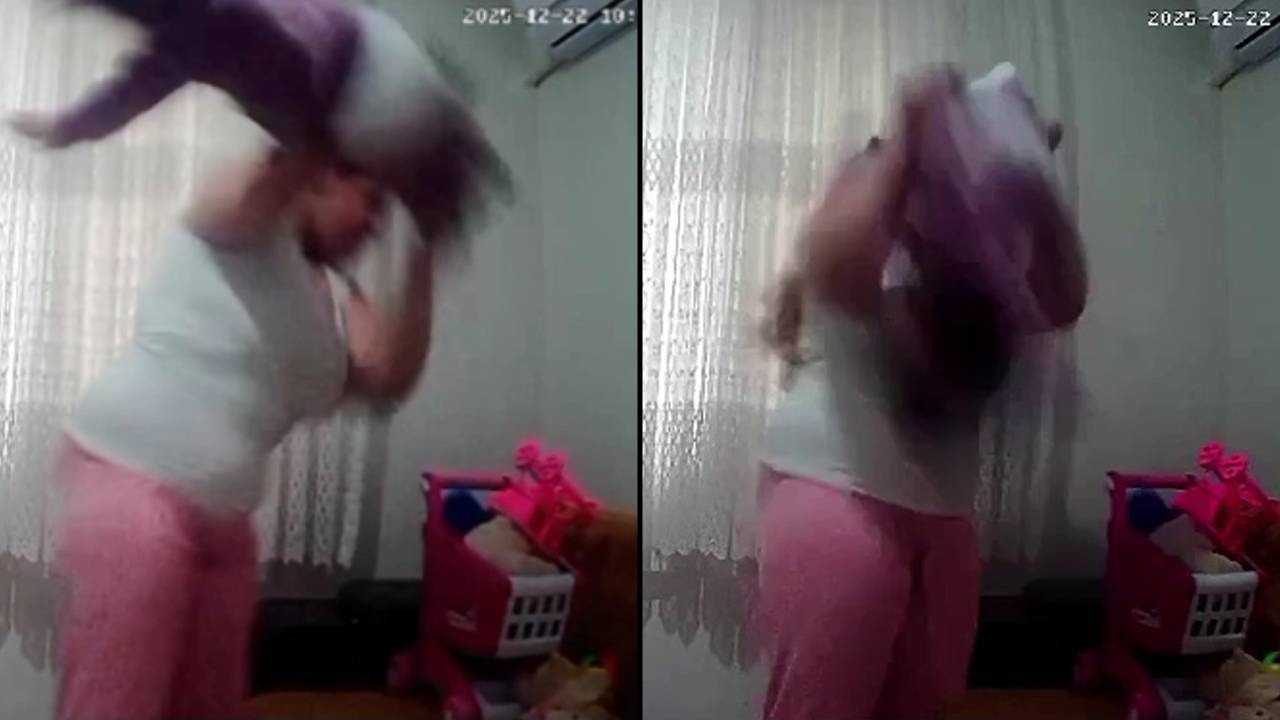 Çocuğuna yaptığı vicdansızlık kan dondurdu: 1 yaşındaki bebeğe anne şiddeti kamerada!