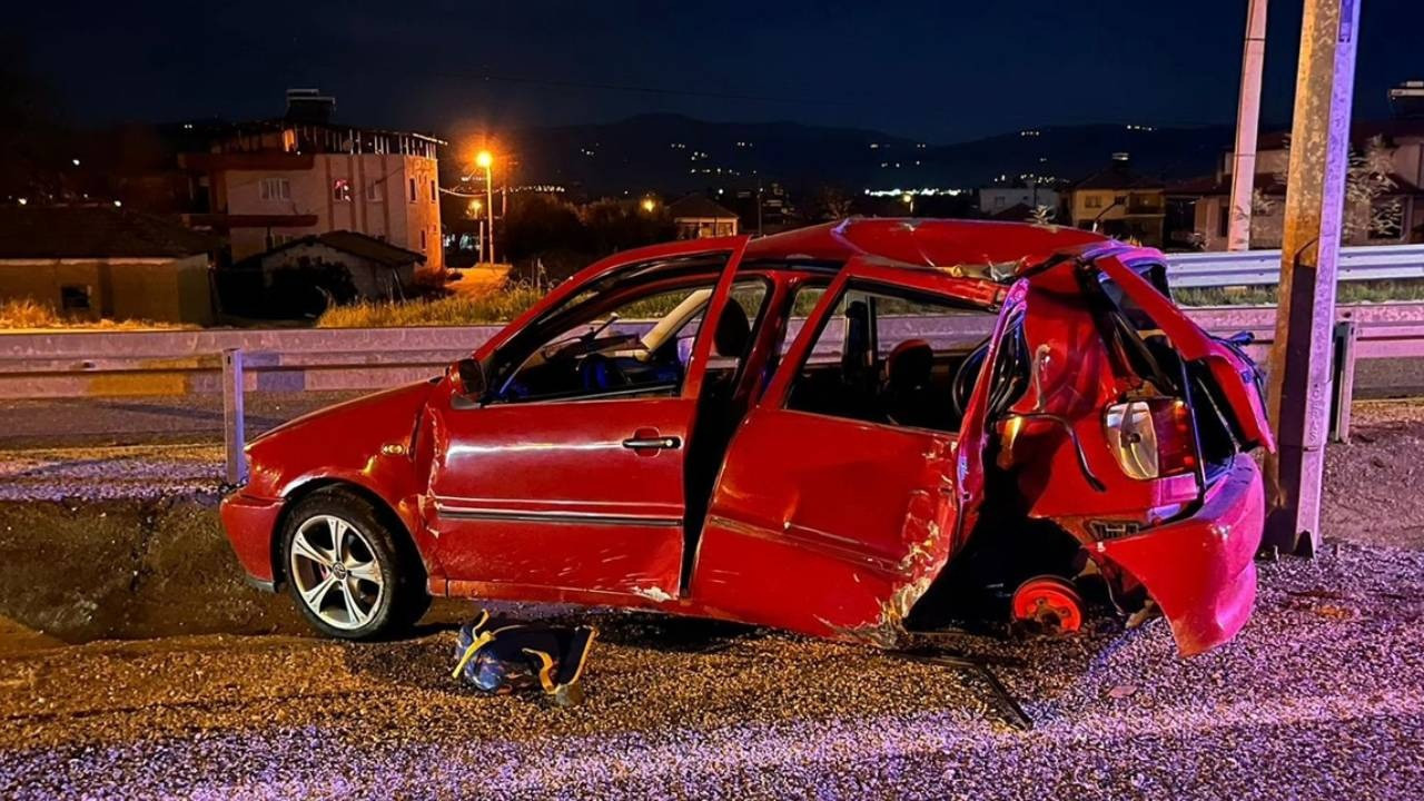 Manisa'da yürekleri yakan kaza! Eşi ve 5 yaşındaki oğlu can verdi