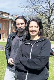 '46 Yok Olan' dizisi başrollerinden Erdal Beşikçioğlu ile Melis Birkan Milliyet Cadde'ye konuştu