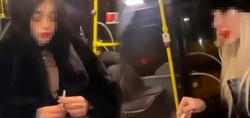 Metrobüste uyuşturucu hazırladıkları görüntüler şoke etmişti! Harekete geçen narkotik polisi, 3 kadını evine düzenlediği operasyonla yakaladı