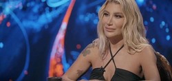 İrem Derici’nin sevgilisine sahnedeki kadından yakın ilgi!
