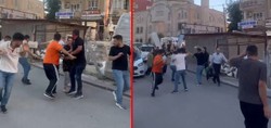 Mardin'de taşlı ve sopalı kavgada ortalık savaş alanına döndü! 6 kişinin yaralandığı kavga kameraya böyle yansıdı