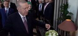 Budapeşte’de samimi anlar: Erdoğan ile Azerbaycan Cumhurbaşkanı Aliyev arasındaki sıcak diyalog zirveye damga vurdu! 'Gel bir sarılayım sana'
