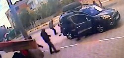 Tekirdağ'da geri manevra yapan araç yoldaki yayaya böyle çarptı