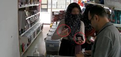Sihirbazlara taş çıkartan dolandırıcılık yöntemi kamerada! Saniye dolmadan paranın yerini böyle değiştirdi