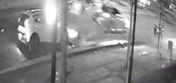 Gaziantep’te feci kaza... Hızla gelen araç, otomobil ve motosikleti biçti: 1’i ağır 2 yaralı