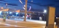 İzmir'de emekli astsubay, gösteri yaptığı paramotorla tekneye çarptı! Korkunç kaza saniye saniye kameraya yansıdı
