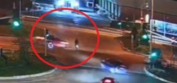 Giresun'da kırmızı ışık ihlali kazaya neden oldu! Feci kaza saniye saniye böyle görüntülendi