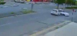 Ankara'da 5 kişinin yaralandığı feci kaza kamerada