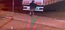 Esenyurt'ta film sahnelerini aratmayan operasyon! TIR'dan hırsızlık yapan şüpheli dronla takip edilerek böyle yakalandı