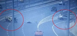 Taksi sol şeritte durunca facia kaçınılmaz oldu! İzmir'de 1 kişinin hayatını kaybettiği feci kaza kameraya böyle yansıdı