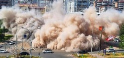 İş makinesi enkaz altında kaldı! Kahramanmaraş’taki facia anları saniye saniye kameraya yansıdı