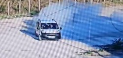 Edirne'de bir sürücü, drift yapmak isterken duvara çarptı! O anlar saniye saniye kameraya yansıdı