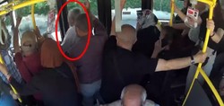 Kırıkkale'de halk otobüsü şoförü, fenalaşan yolcuyu hastaneye götürdü