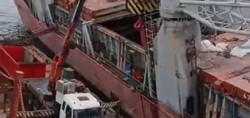Tuzla Tersanesi’nde işçiler faciayı yaşadı! Bakımı yapılan gemi yan yattı: 1 işçiden kahreden haber