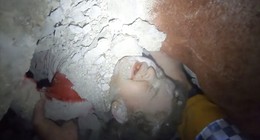 Kahramanmaraş merkezli deprem Suriye'yi de vurdu. Depremde ablasının siper olduğu bir bebek enkazdan sağ kurtarıldı
