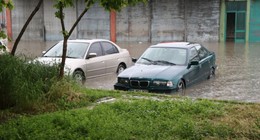 Samsun sağanak yağmura teslim oldu: Caddeler sokaklar sular altında....