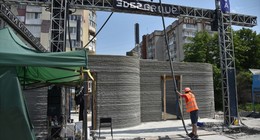 3D yazıcı kullanılarak okul inşaatına başlandı