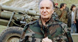 Boşnakların öncüsü Aliya İzzetbegoviç’in hayatı. Aliya İzzetbegoviç kimdir? Srebrenitsa katliamının yıl dönümünde anıldı.