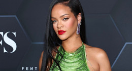 Rihanna’dan iç çamaşırlı paylaşım serisi! Sosyal medya karıştı