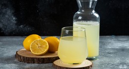 İçmeyin sürün! Limon suyunu bir de böyle deneyin: Limon suyunun mucizevi etkilerine inanamayacaksınız. İşte limon suyunun farklı kullanım alanları
