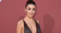 Sevişme sahnesi gündem olan Hande Erçel bu kez tarz değiştirdi. Gören bir daha baktı