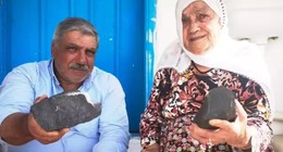 Anneler Günü'nde Gökten Resmen Servet Yağdı! Tunceli Çemişgezek'teki 85 yaşındaki Fehime Ekici: Hediye Yağdı Başımıza...
