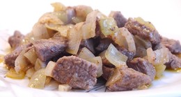 Kırmızı et pişirirken eklenmesi gereken 2 baharat! Lezzetli katlıyor
