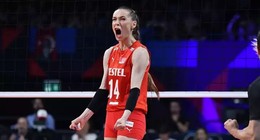 Eda Erdem gözyaşlarıyla veda etti. Kim Yeon Koung’un jübilesinde duygusal anlar