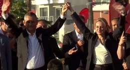İzmir milletvekili Seda Kaya Ösen CHP'ye katıldı
