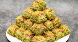 Baklavada dışkı bulundu! Bayram öncesi mide bulandıran gıda skandalı