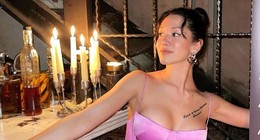 Hazal Subaşı siyah bikinisiyle yürek hoplattı