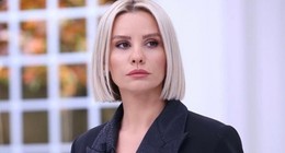 Gören herkes aynı yorumu yapıyor! Esra Erol'un gözlerden uzak yaşayan kardeşi Bihter sosyal medyada gündem oldu