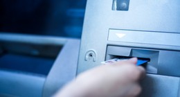ATM’ye kartı böyle takmayın! Kart kopyalama tuzağına düşmeniz an meselesi